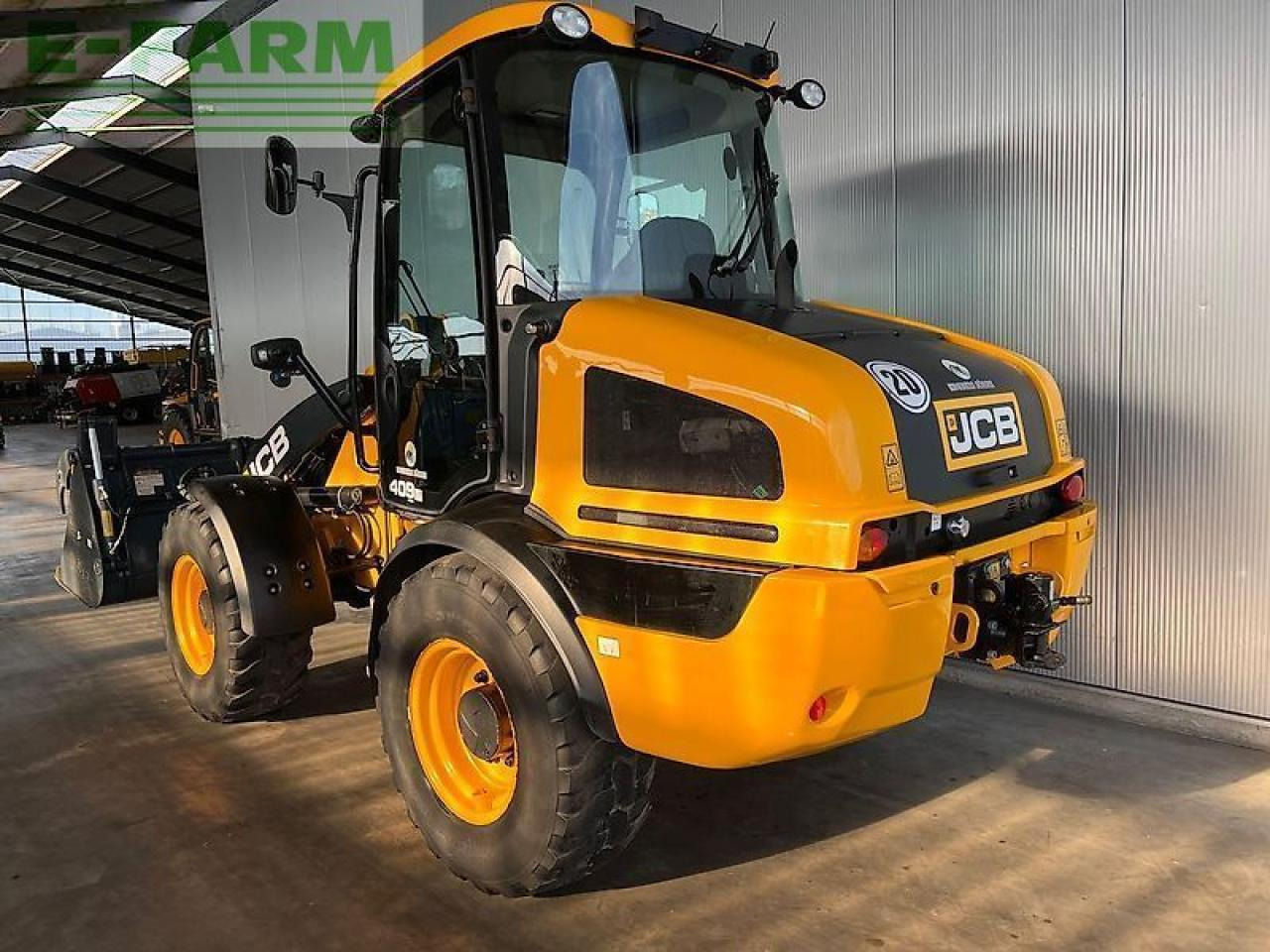JCB 409 agri - Mini bager: slika 2 JCB 409 agri - Mini bager: slika 2