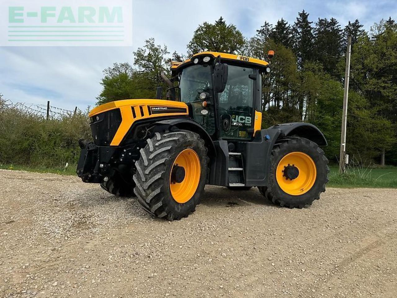 JCB fastrac 4220 pro - Traktor: slika 1 JCB fastrac 4220 pro - Traktor: slika 1