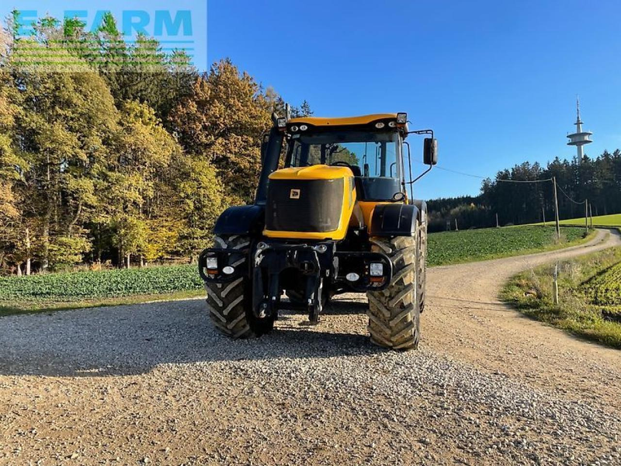 JCB fastrac 8250 - Traktor: slika 2 JCB fastrac 8250 - Traktor: slika 2