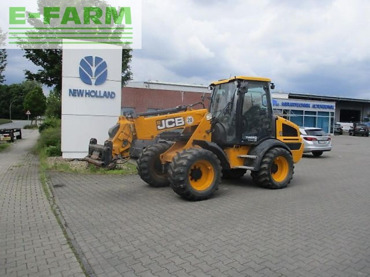 JCB tm 220 teleskopradlader - Mini bager: slika 2 JCB tm 220 teleskopradlader - Mini bager: slika 2