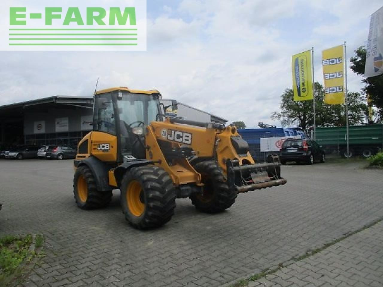 JCB tm 220 teleskopradlader - Mini bager: slika 3 JCB tm 220 teleskopradlader - Mini bager: slika 3