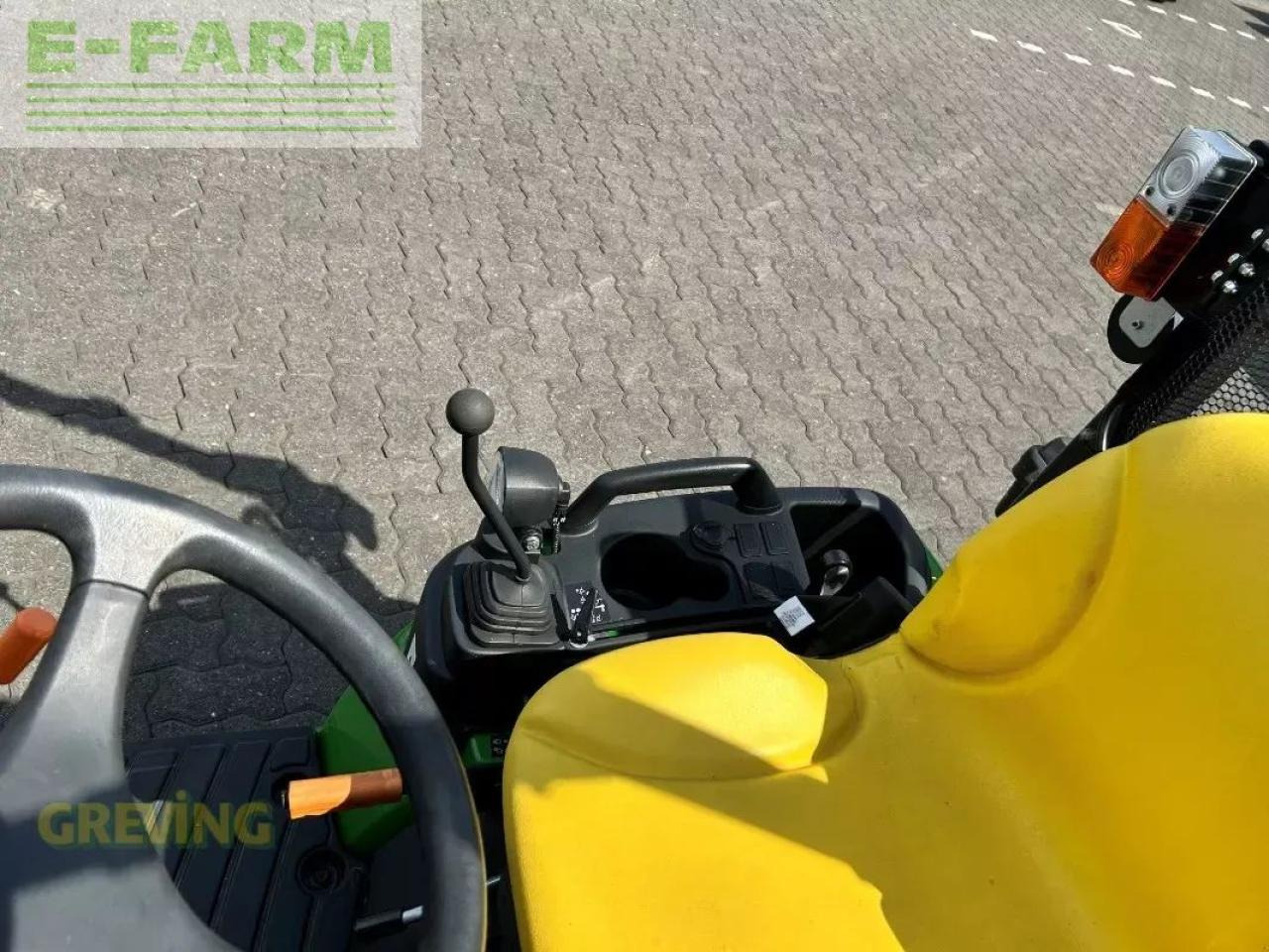 John Deere 1026r rops ind - Traktor: slika 5 John Deere 1026r rops ind - Traktor: slika 5