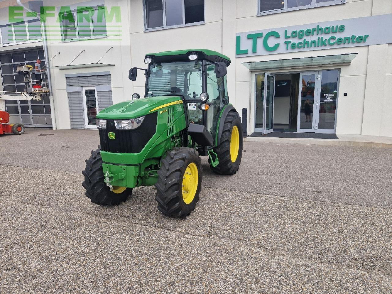 John Deere 5075 GF - Traktor: slika 1 John Deere 5075 GF - Traktor: slika 1