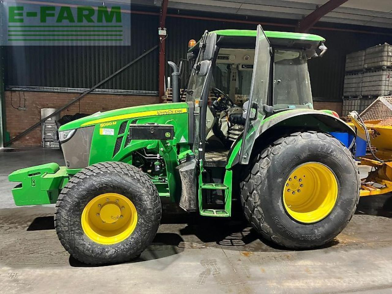 John Deere 5090m - Traktor: slika 1 John Deere 5090m - Traktor: slika 1