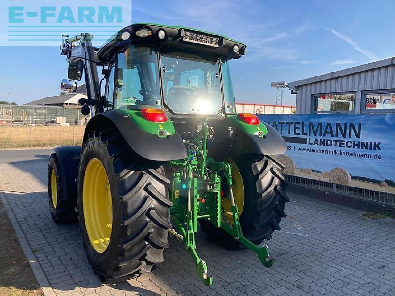 John Deere 5090r - Traktor: slika 3 John Deere 5090r - Traktor: slika 3