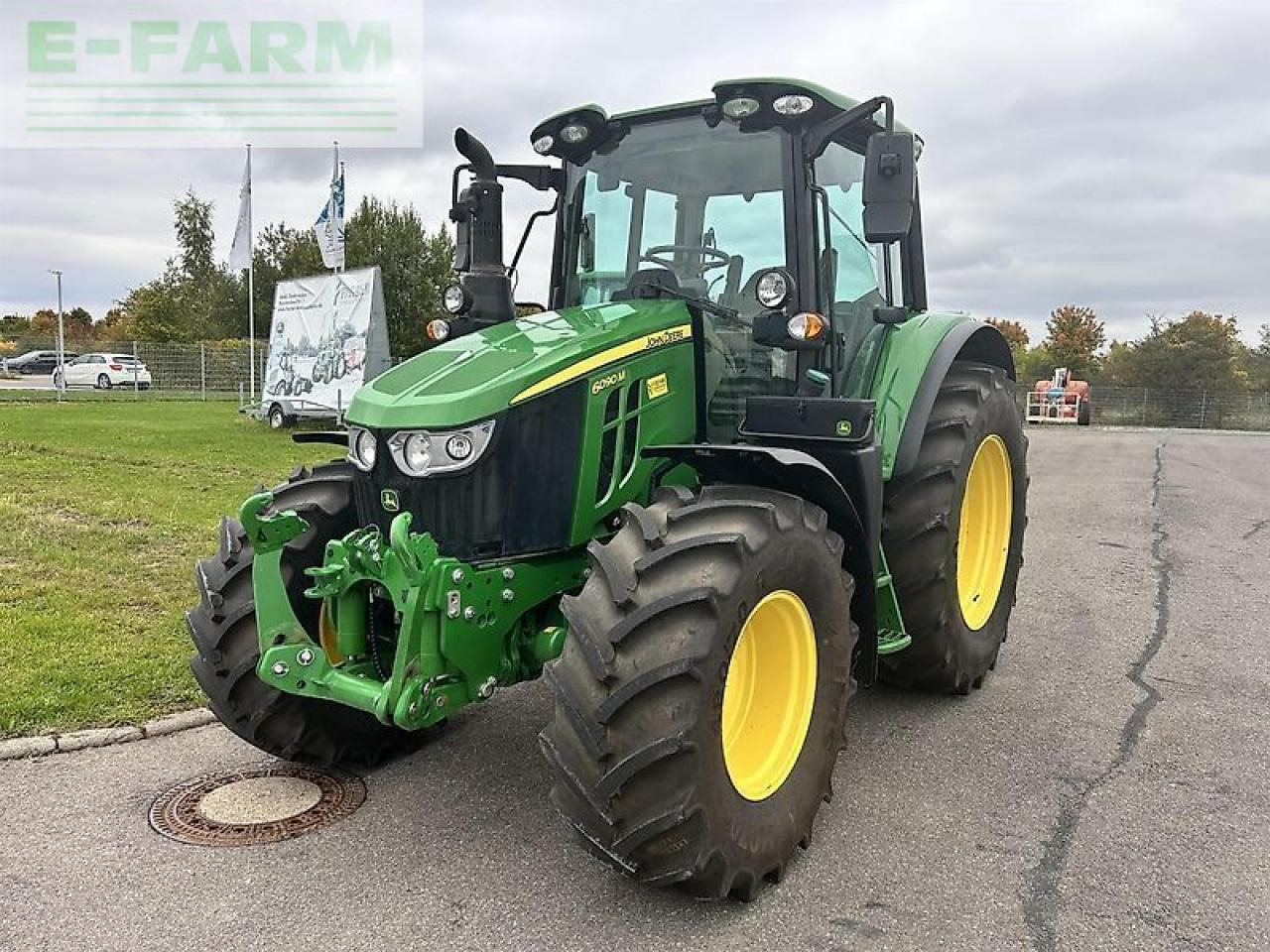John Deere 6090m - Traktor: slika 2 John Deere 6090m - Traktor: slika 2