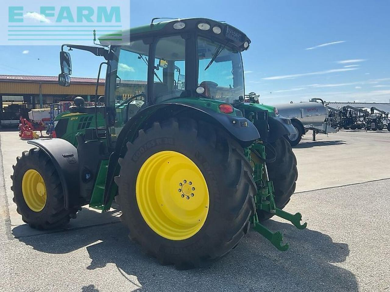John Deere 6110r - Traktor: slika 4 John Deere 6110r - Traktor: slika 4