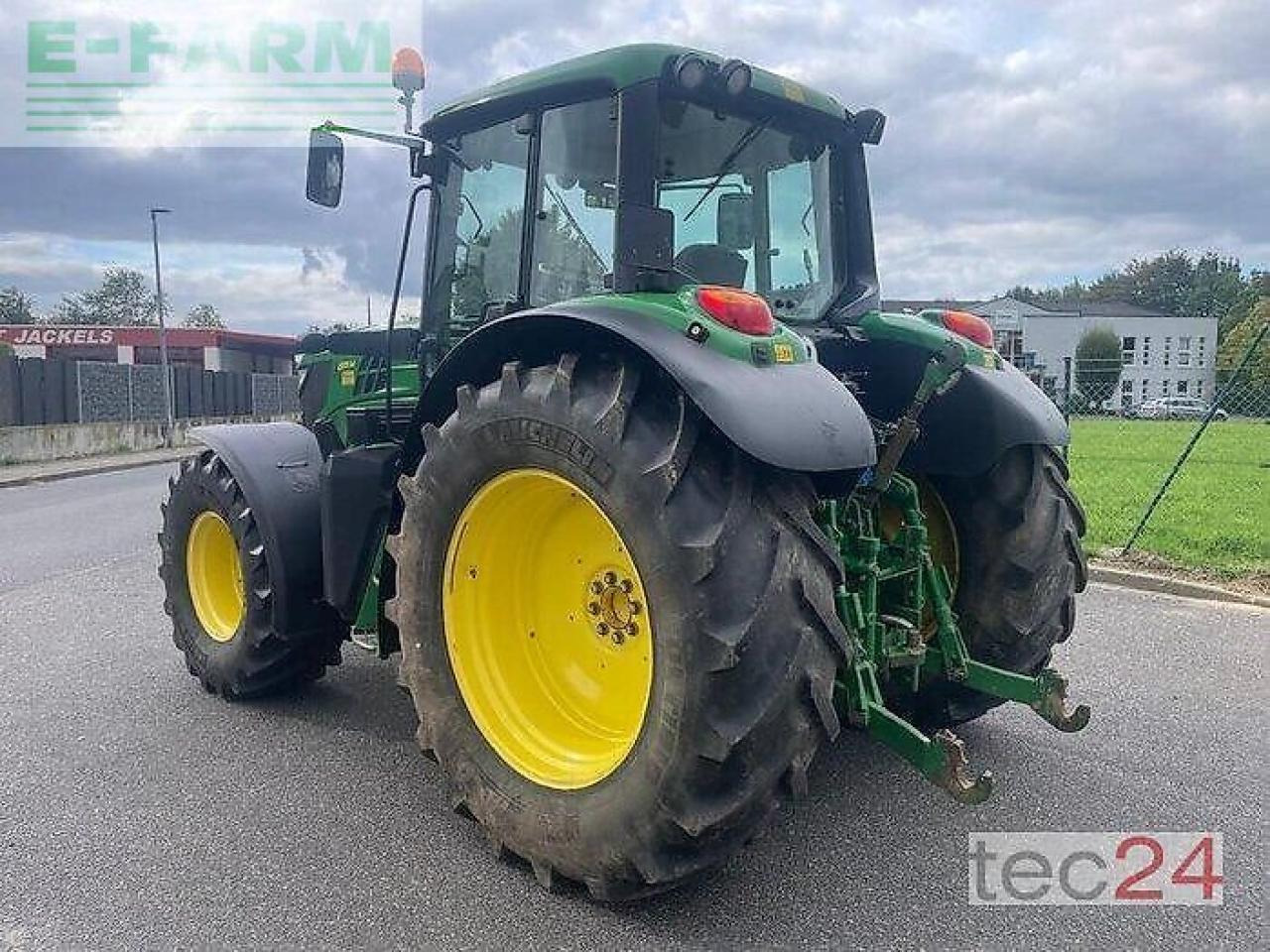 John Deere 6115m - Traktor: slika 2 John Deere 6115m - Traktor: slika 2