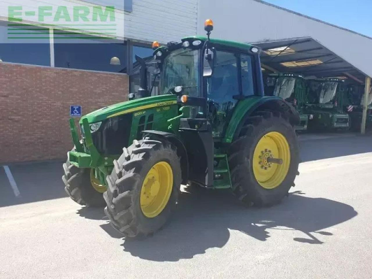 John Deere 6120m - Traktor: slika 1 John Deere 6120m - Traktor: slika 1