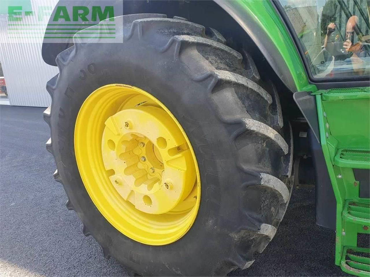 John Deere 6130 m - Traktor: slika 2 John Deere 6130 m - Traktor: slika 2