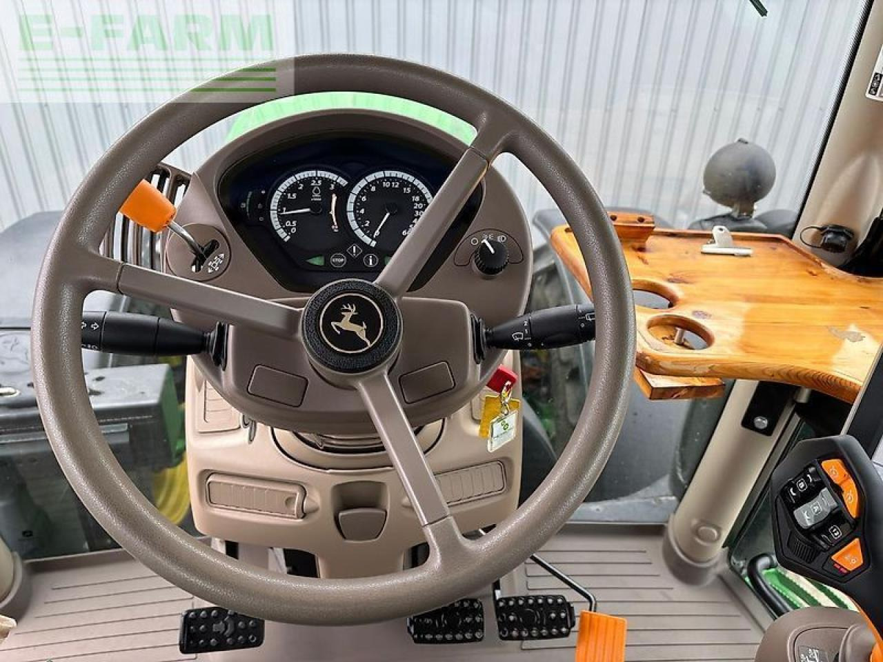 John Deere 6145r - Traktor: slika 5 John Deere 6145r - Traktor: slika 5