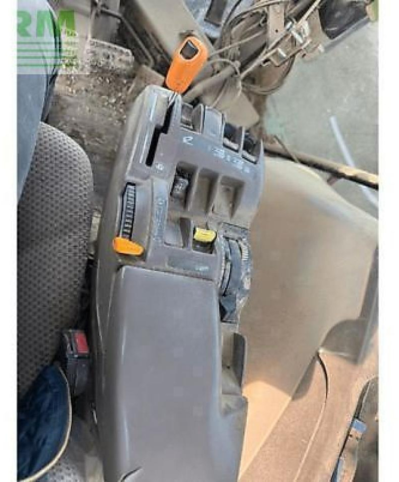 Traktor John Deere 6150r: slika 10