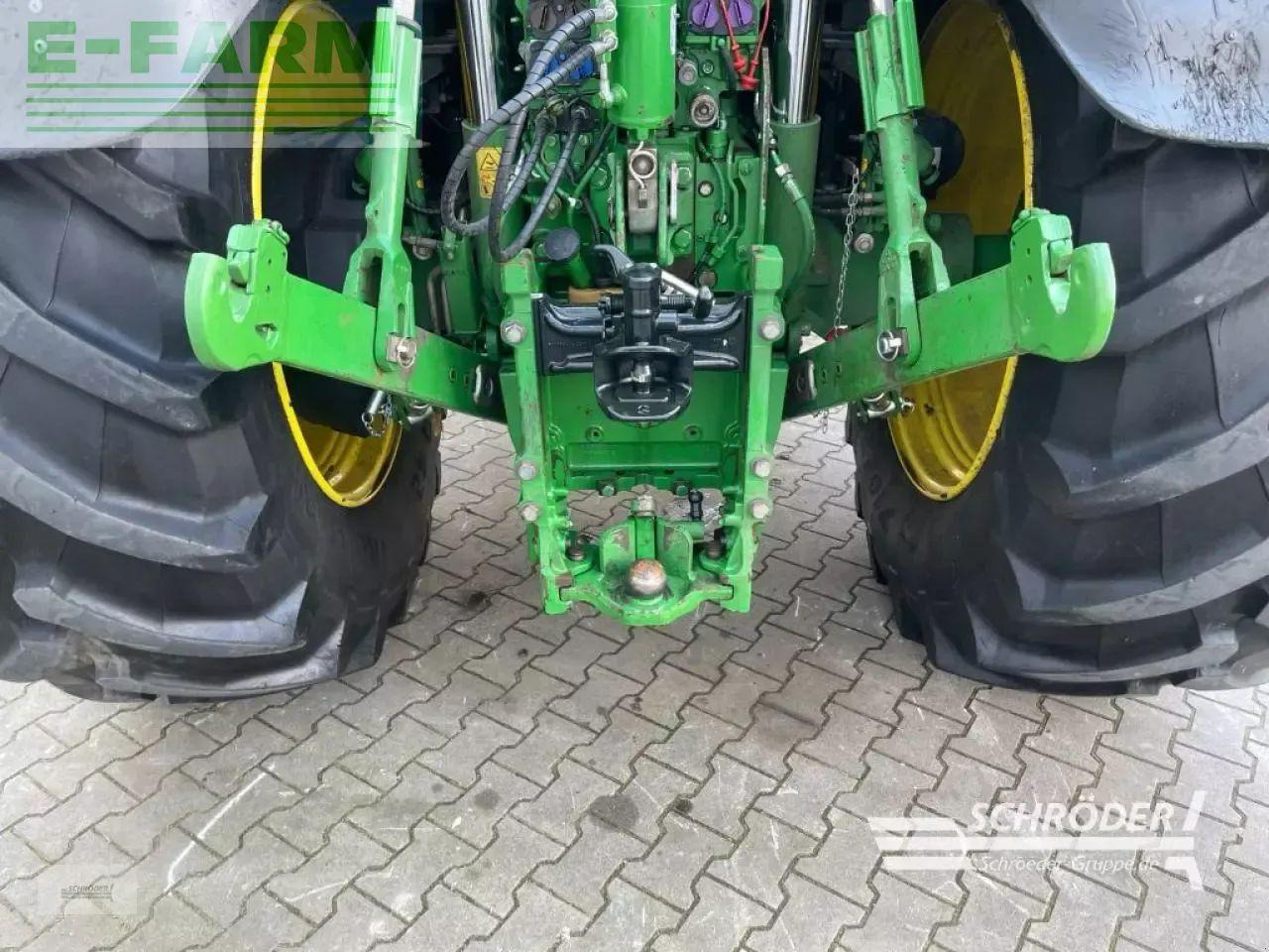 Traktor John Deere 6175 r: slika 10 Traktor John Deere 6175 r: slika 10