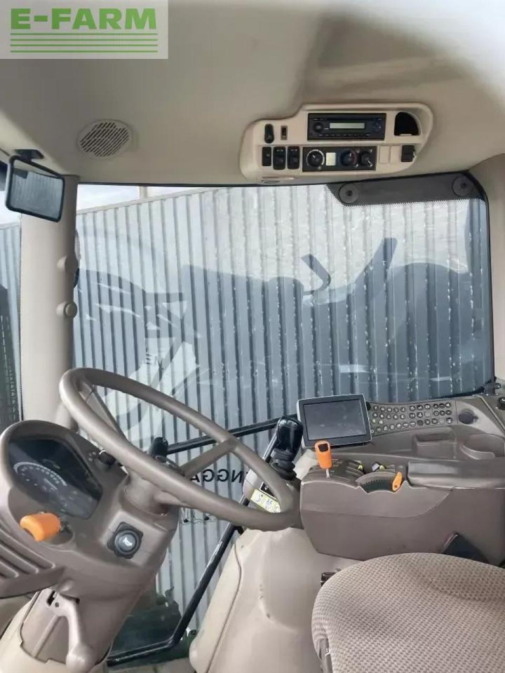 Traktor John Deere 6210r: slika 8 Traktor John Deere 6210r: slika 8