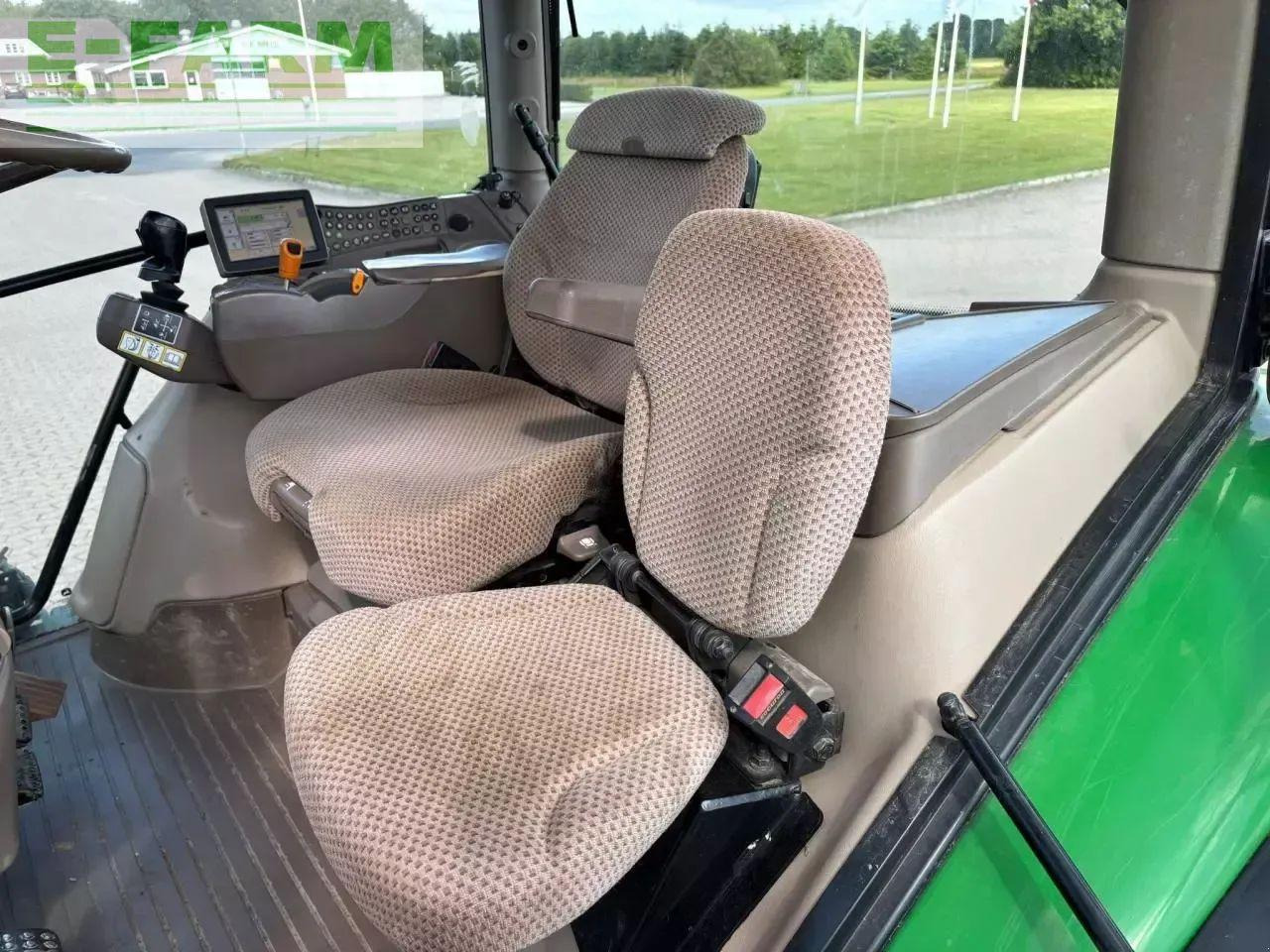 Traktor John Deere 6210r: slika 10 Traktor John Deere 6210r: slika 10