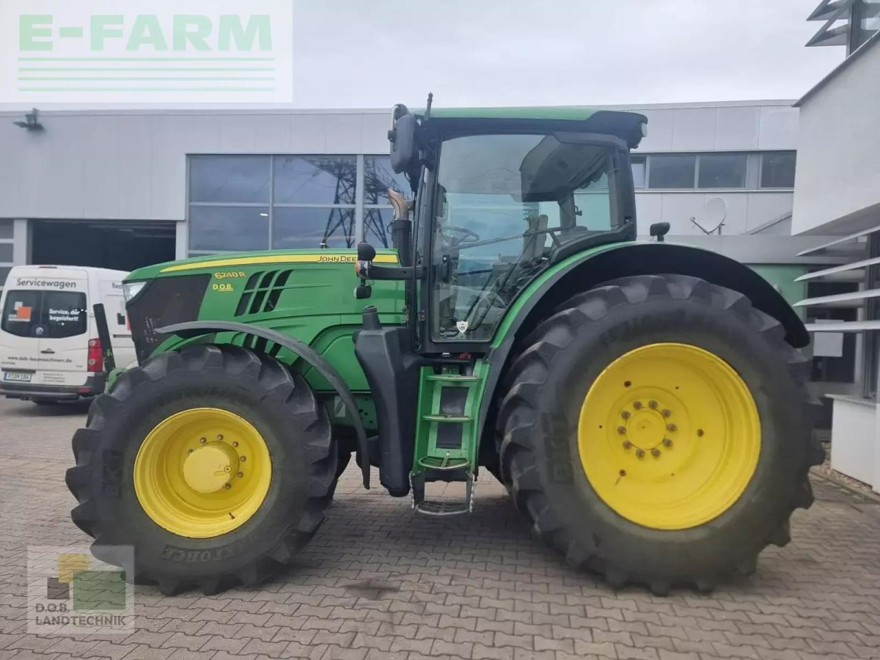John Deere 6210r - Traktor: slika 3 John Deere 6210r - Traktor: slika 3