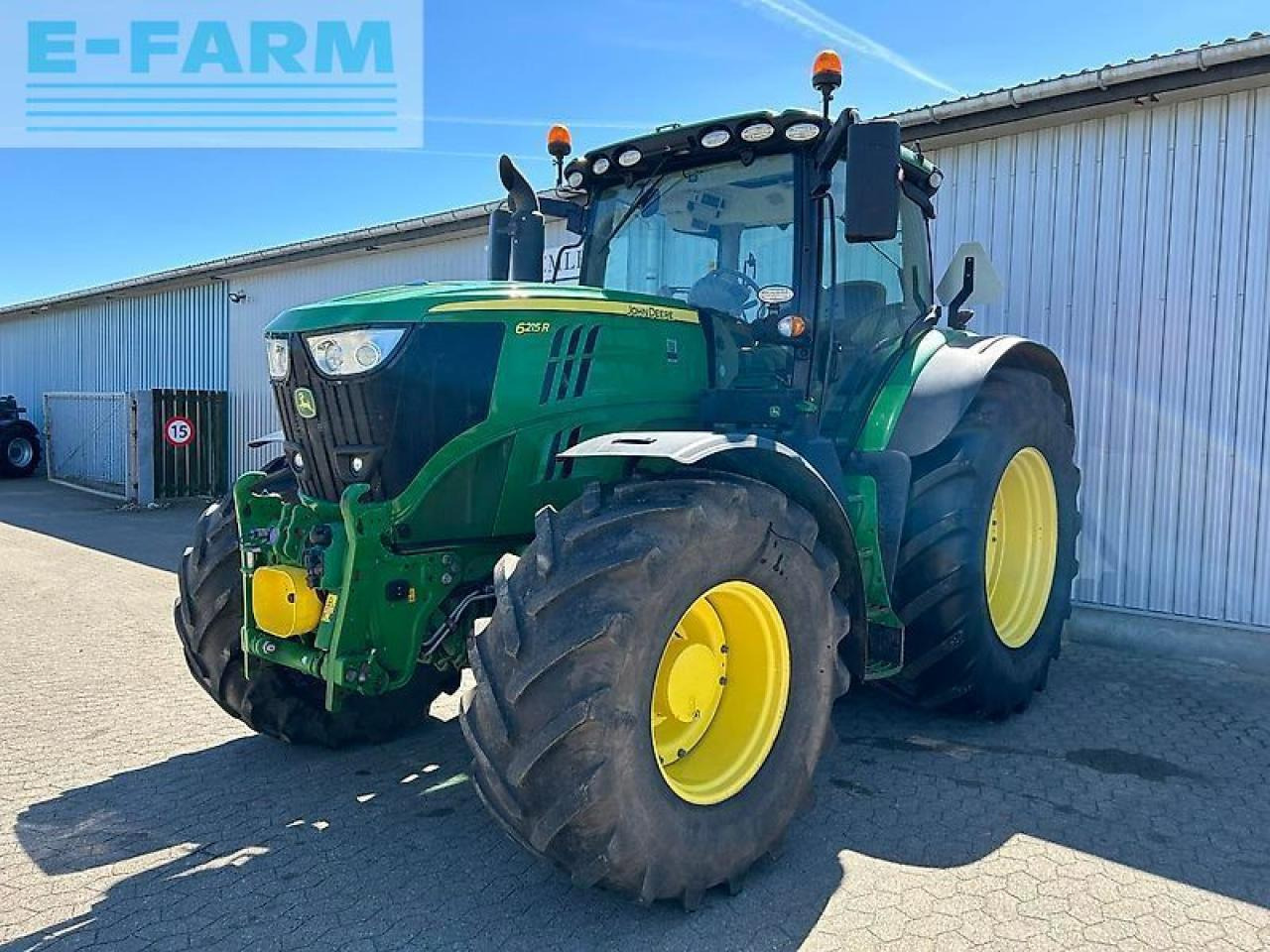 John Deere 6215r - Traktor: slika 4 John Deere 6215r - Traktor: slika 4