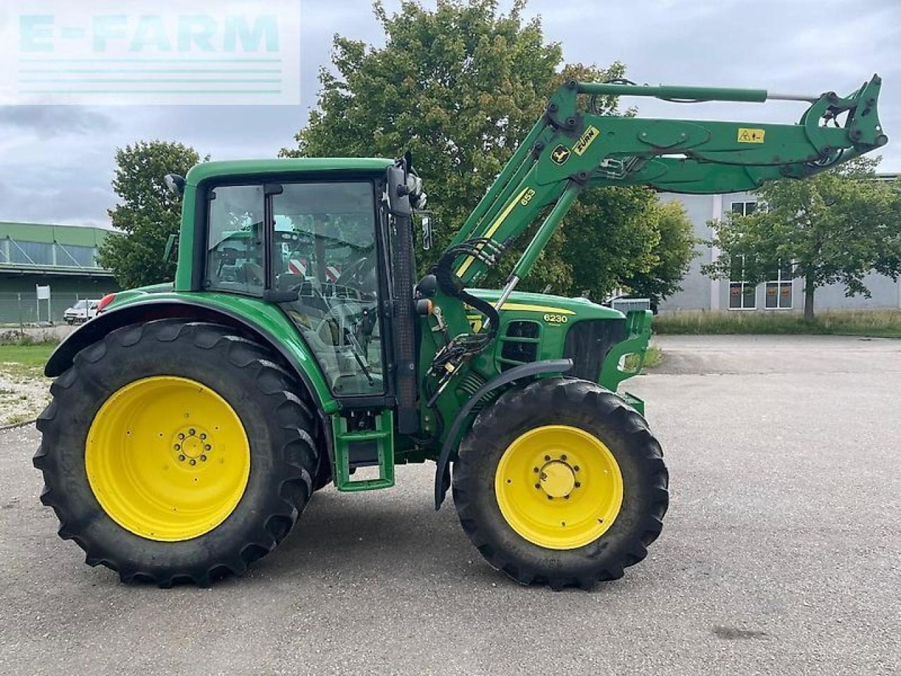 John Deere 6230 premium - Traktor: slika 1 John Deere 6230 premium - Traktor: slika 1