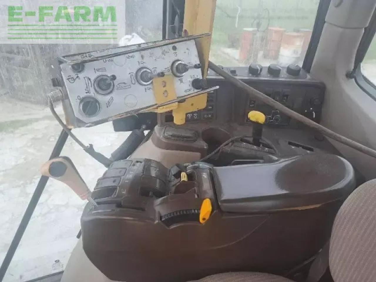 John Deere 6620 - Traktor: slika 5 John Deere 6620 - Traktor: slika 5