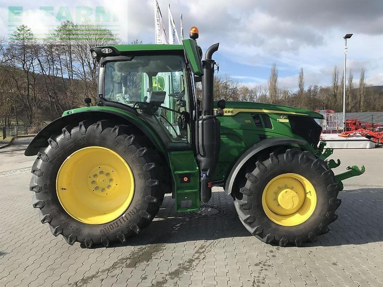 John Deere 6r 185 - Traktor: slika 2 John Deere 6r 185 - Traktor: slika 2