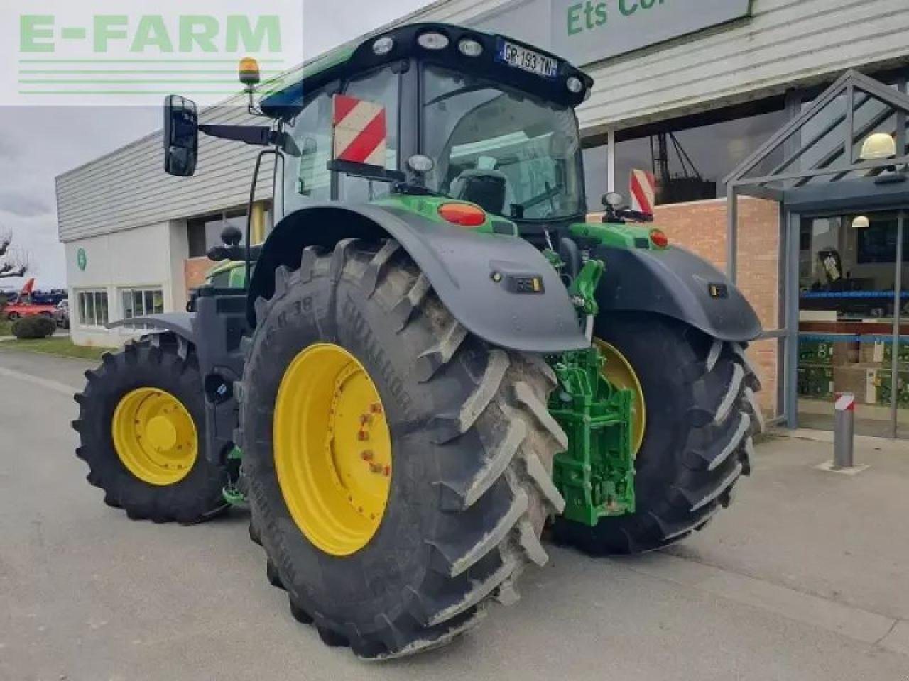 John Deere 6r 195 - Traktor: slika 4 John Deere 6r 195 - Traktor: slika 4