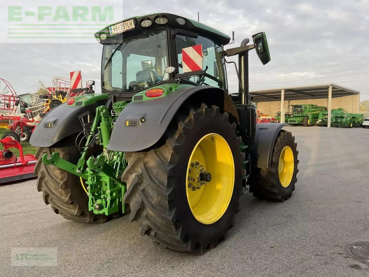 John Deere 6r 215 - Traktor: slika 3 John Deere 6r 215 - Traktor: slika 3