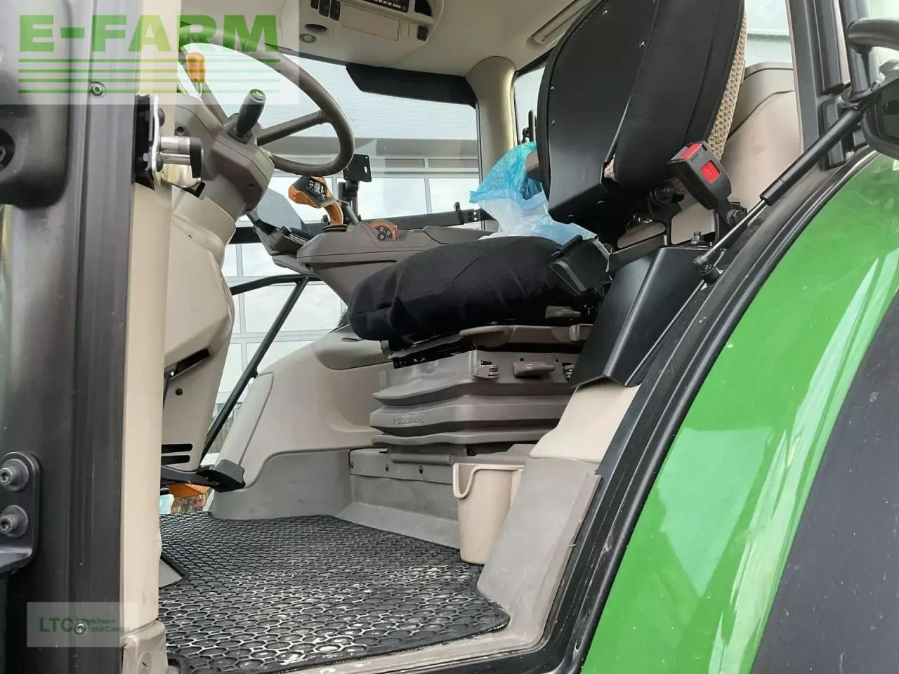 John Deere 6r 215 - Traktor: slika 5 John Deere 6r 215 - Traktor: slika 5