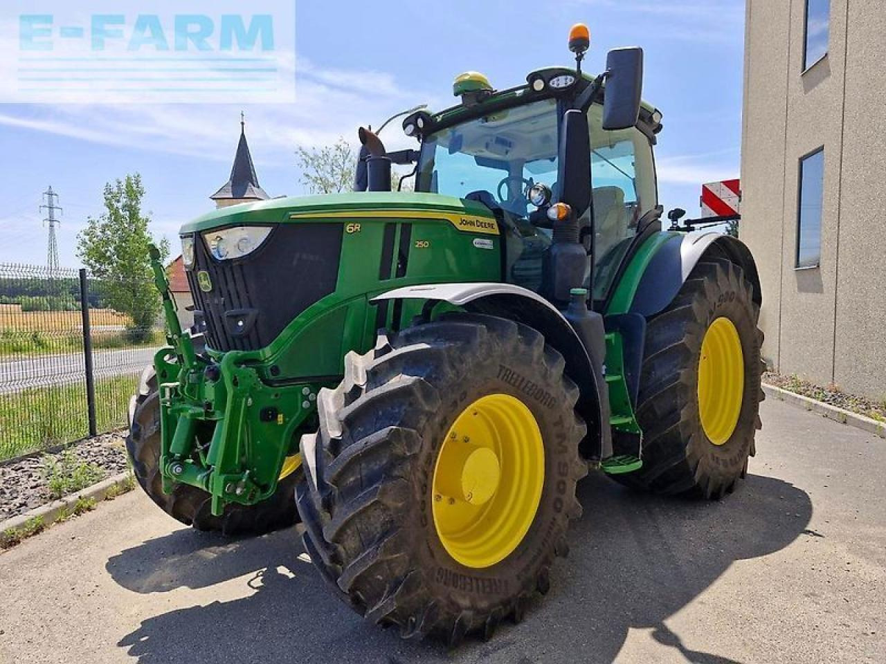 John Deere 6r 250 - Traktor: slika 2 John Deere 6r 250 - Traktor: slika 2