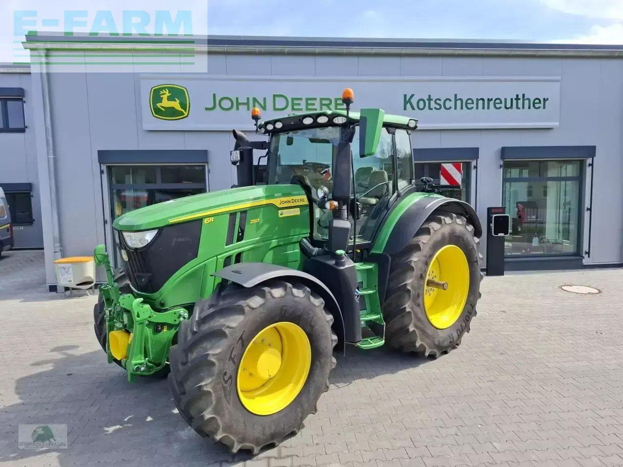John Deere 6r 250 - command pro - Traktor: slika 1 John Deere 6r 250 - command pro - Traktor: slika 1