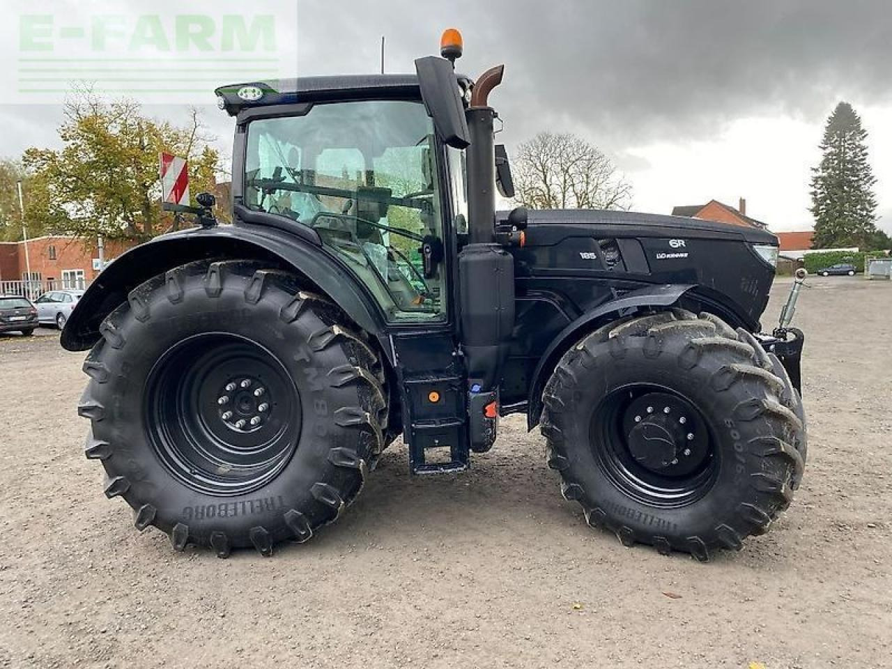 John Deere 6r185 black-edition - Traktor: slika 3 John Deere 6r185 black-edition - Traktor: slika 3