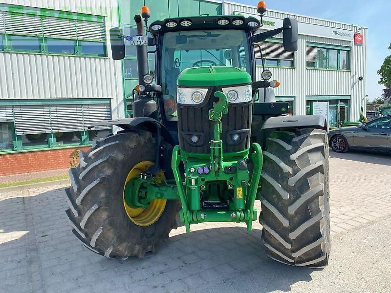John Deere 6r215 - Traktor: slika 5 John Deere 6r215 - Traktor: slika 5