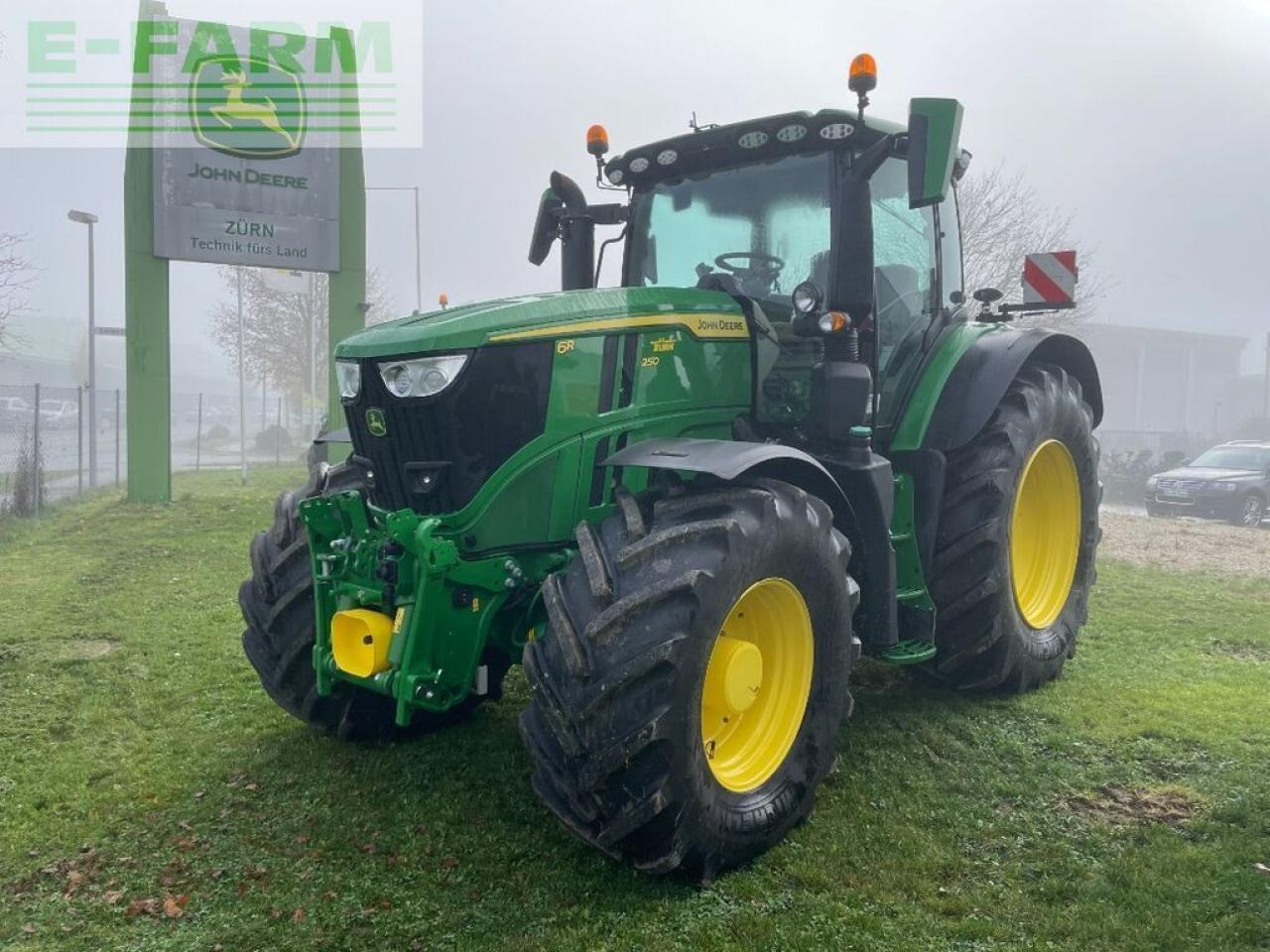 John Deere 6r250 / 6r250 - Traktor: slika 1 John Deere 6r250 / 6r250 - Traktor: slika 1