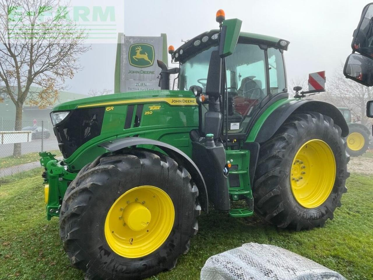 John Deere 6r250 / 6r250 - Traktor: slika 2 John Deere 6r250 / 6r250 - Traktor: slika 2