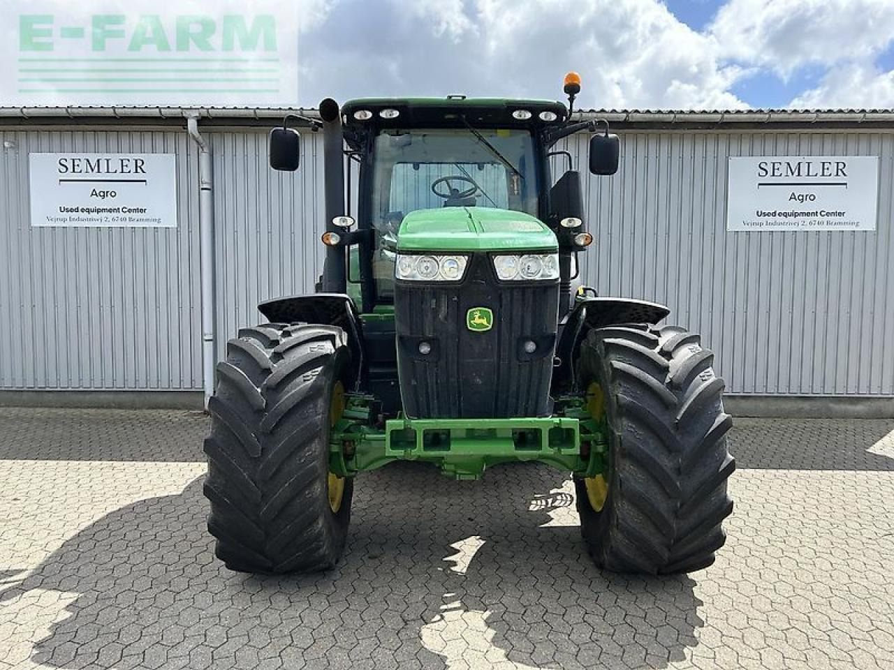 John Deere 7230r - Traktor: slika 2 John Deere 7230r - Traktor: slika 2