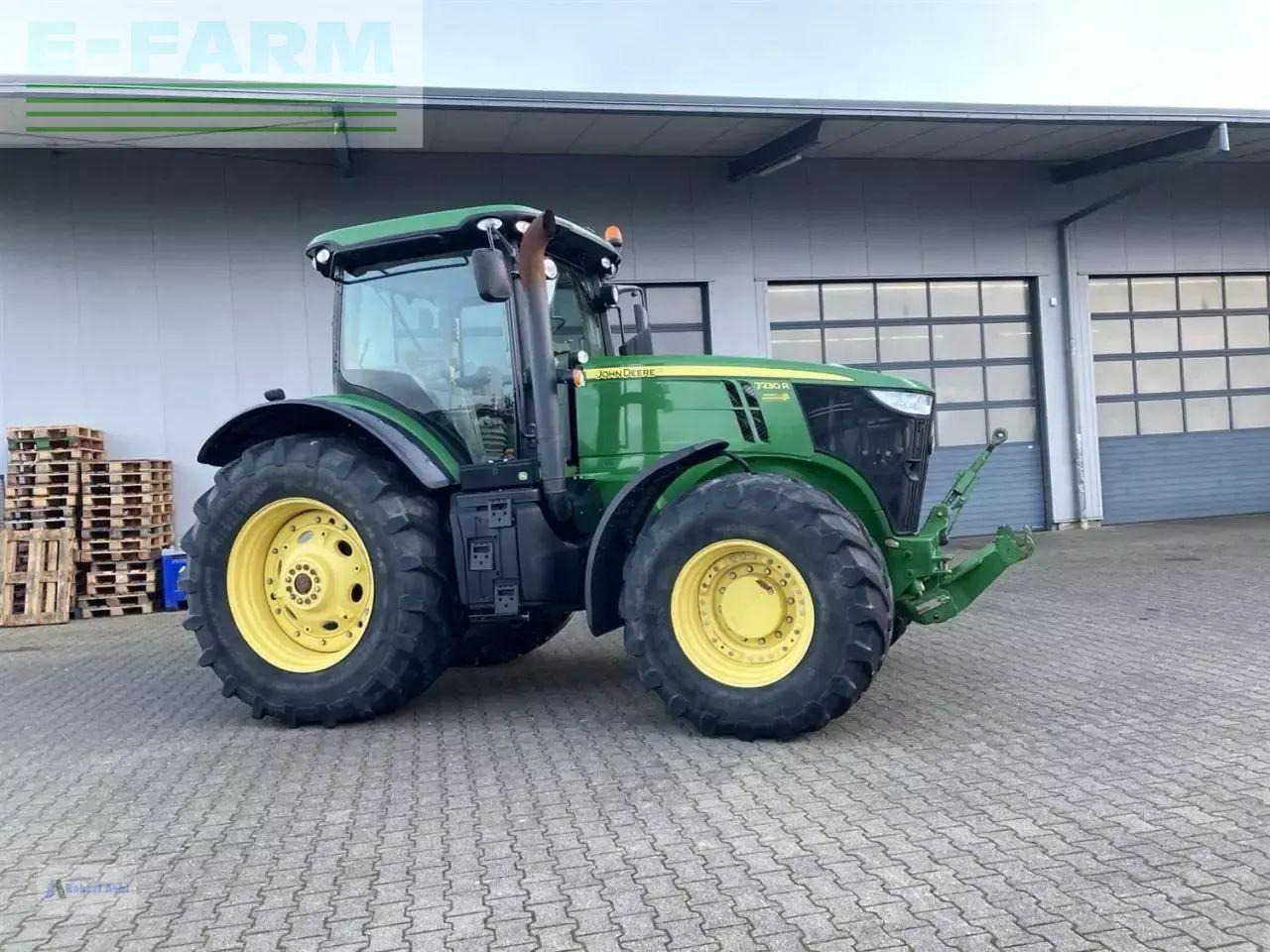 John Deere 7230r - Traktor: slika 1 John Deere 7230r - Traktor: slika 1