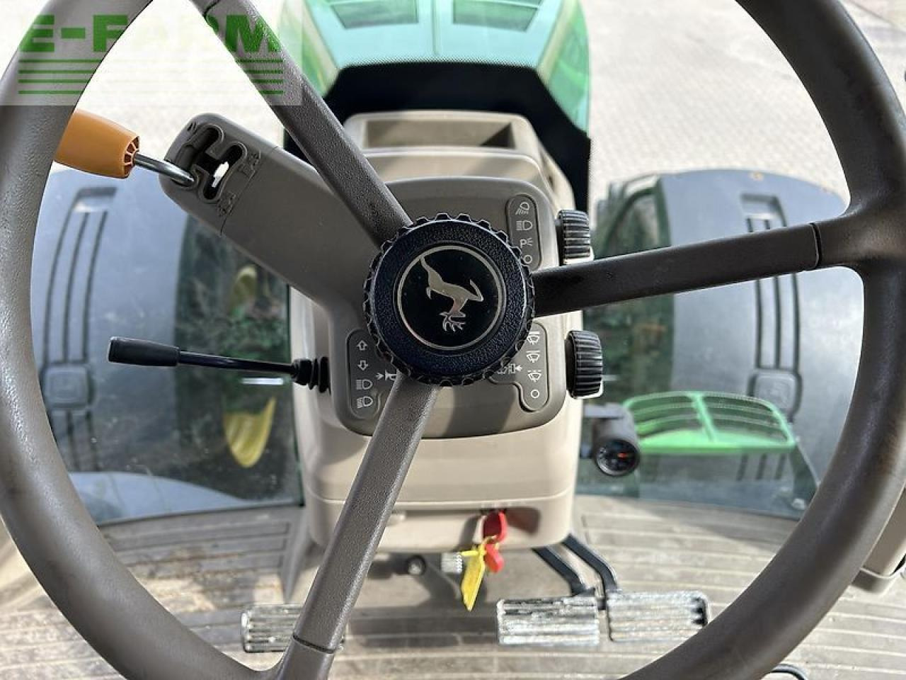 John Deere 7230r - Traktor: slika 4 John Deere 7230r - Traktor: slika 4