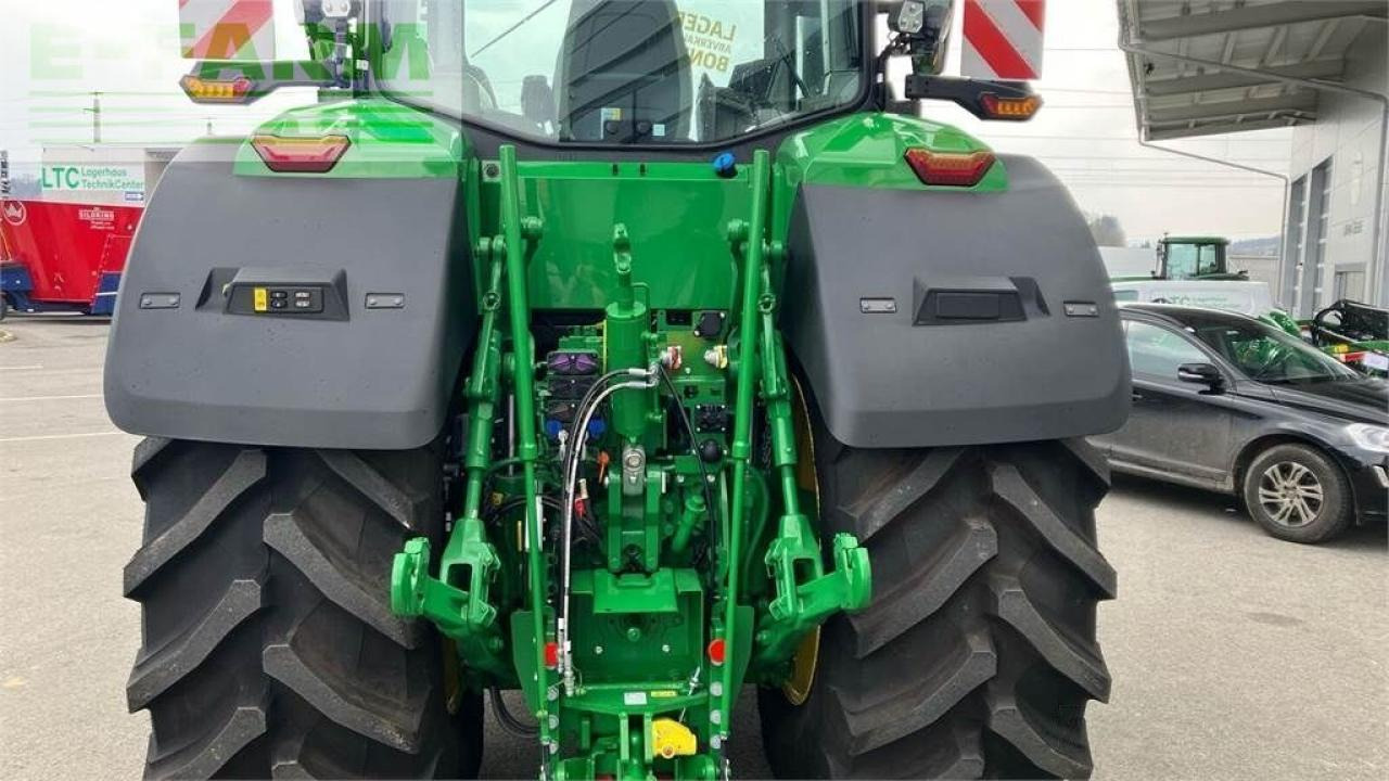 Traktor John Deere 7r 330: slika 13 Traktor John Deere 7r 330: slika 13