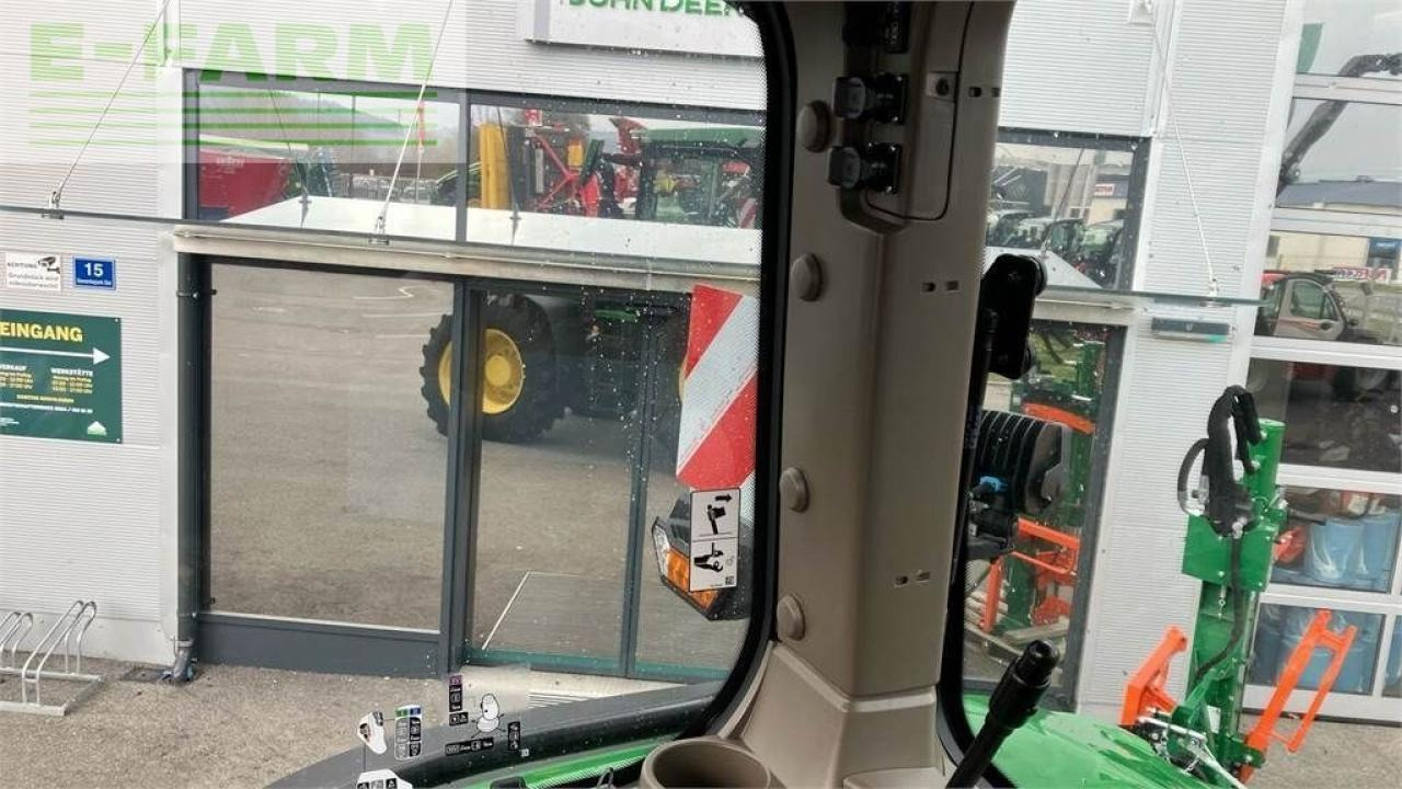 Traktor John Deere 7r 330: slika 23 Traktor John Deere 7r 330: slika 23