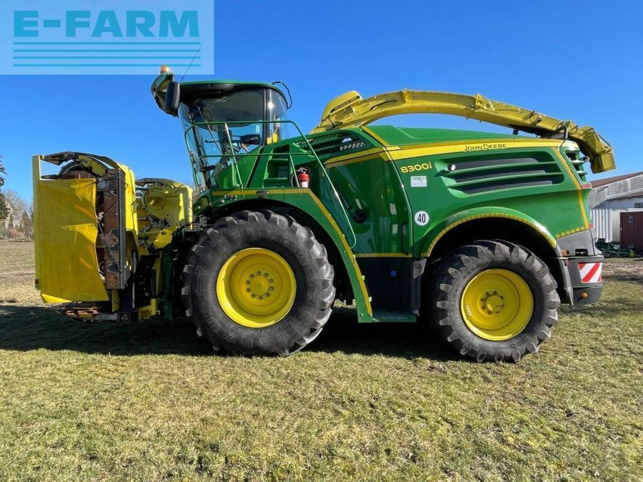 John Deere 8300 - Kombajn za stočnu hranu: slika 2 John Deere 8300 - Kombajn za stočnu hranu: slika 2