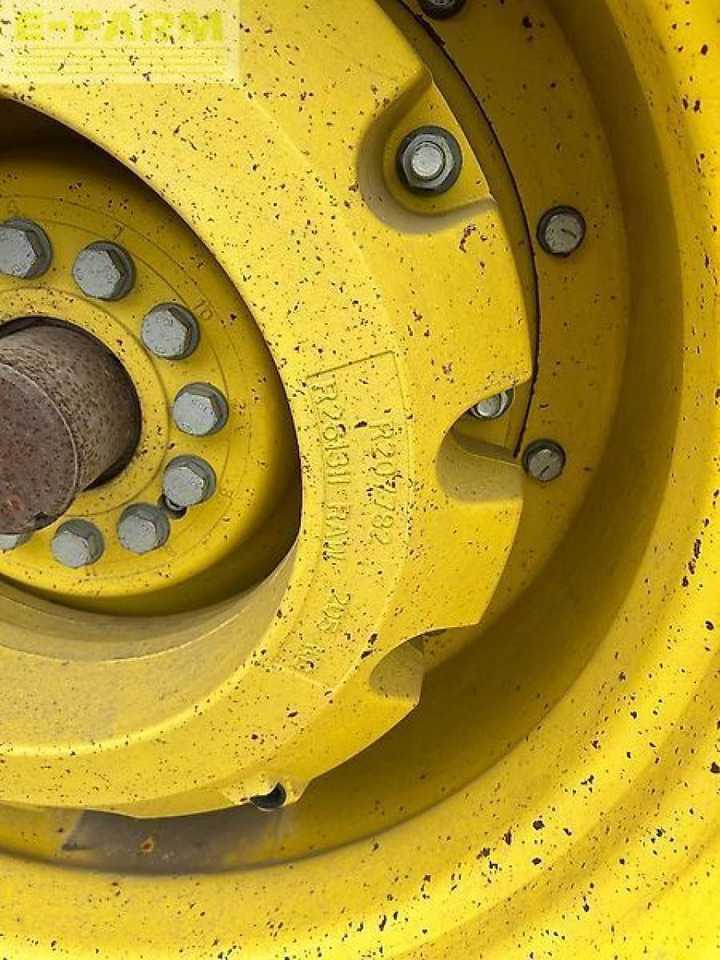 Traktor John Deere 8335r: slika 16