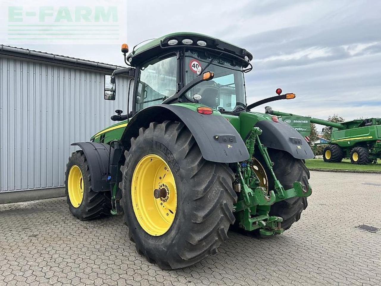 Traktor John Deere 8345r: slika 13