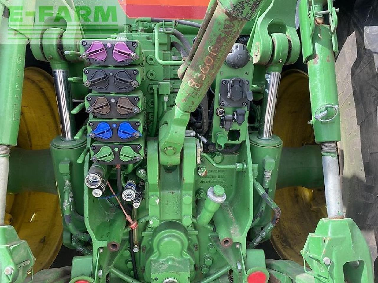 John Deere 8360r - Traktor: slika 3 John Deere 8360r - Traktor: slika 3