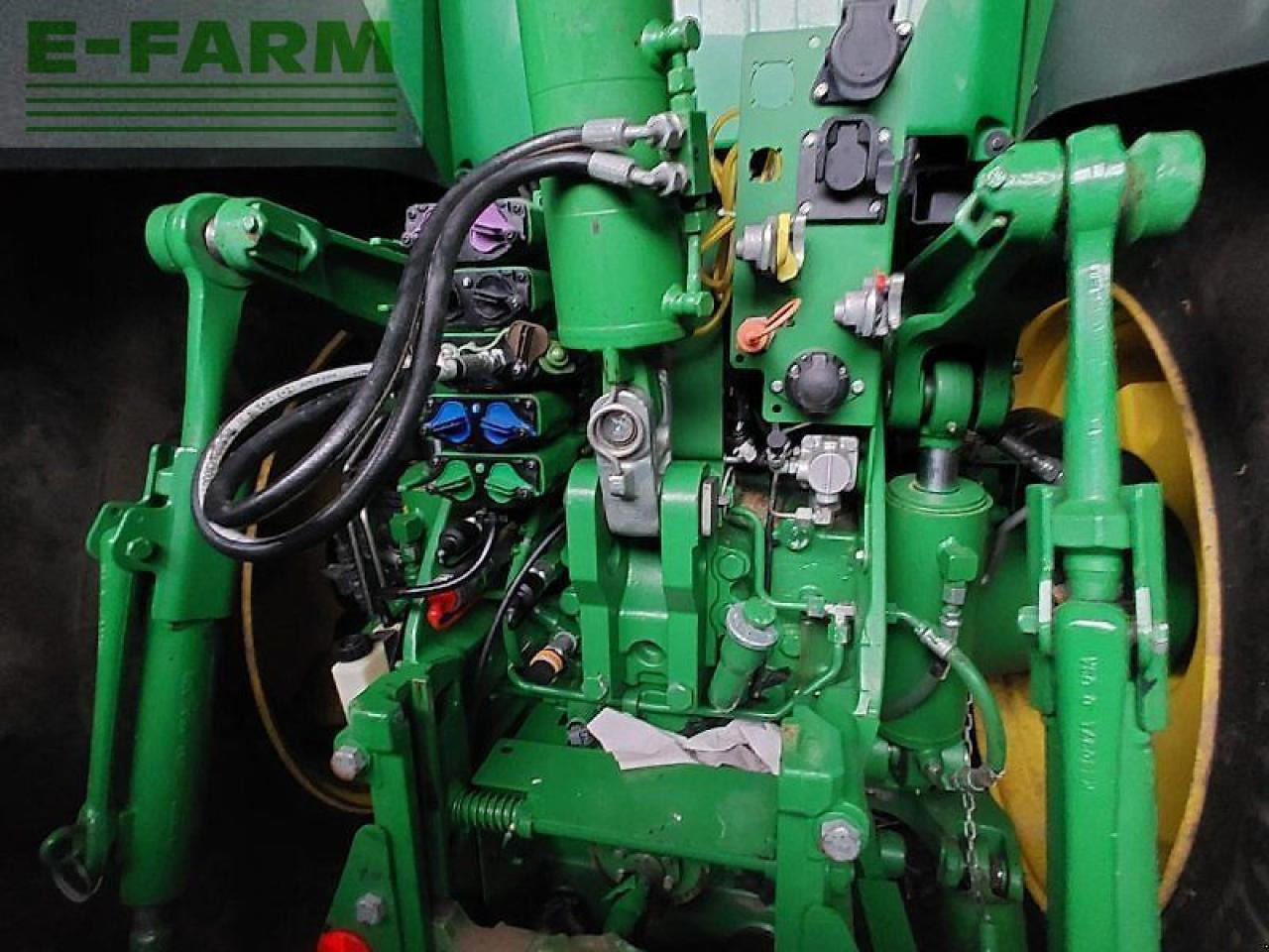 John Deere 8370 r - Traktor: slika 4 John Deere 8370 r - Traktor: slika 4