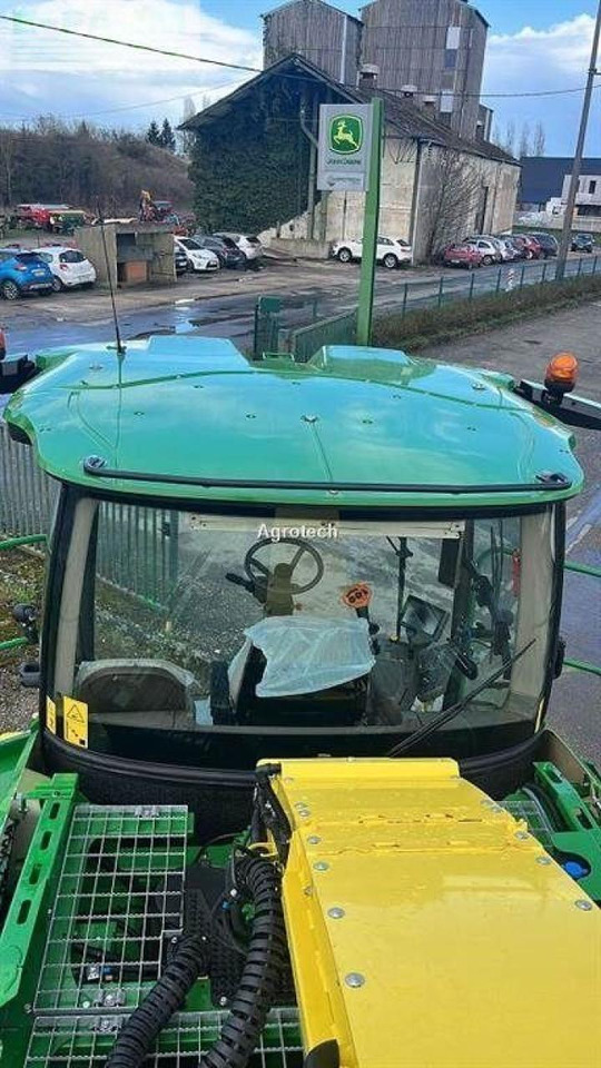 John Deere 8400 - Kombajn za stočnu hranu: slika 3 John Deere 8400 - Kombajn za stočnu hranu: slika 3