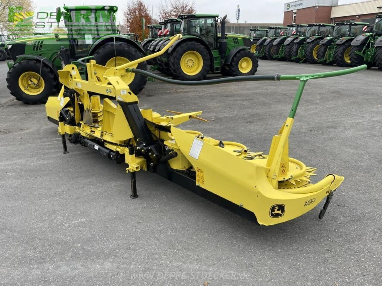 John Deere 8400 mit kemper 360 plus - Kombajn za stočnu hranu: slika 5 John Deere 8400 mit kemper 360 plus - Kombajn za stočnu hranu: slika 5