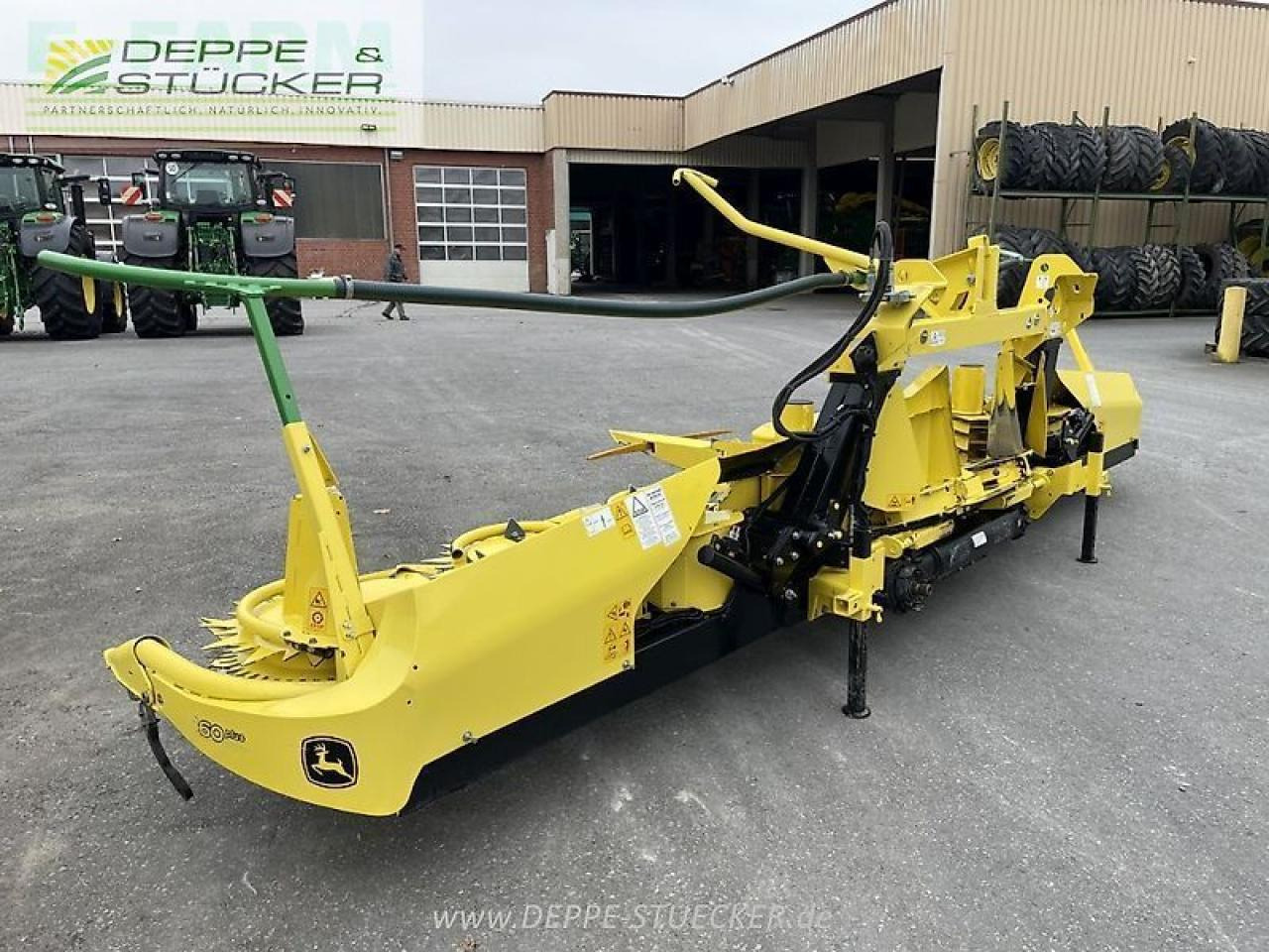 John Deere 8400 mit kemper 360 plus - Kombajn za stočnu hranu: slika 2 John Deere 8400 mit kemper 360 plus - Kombajn za stočnu hranu: slika 2