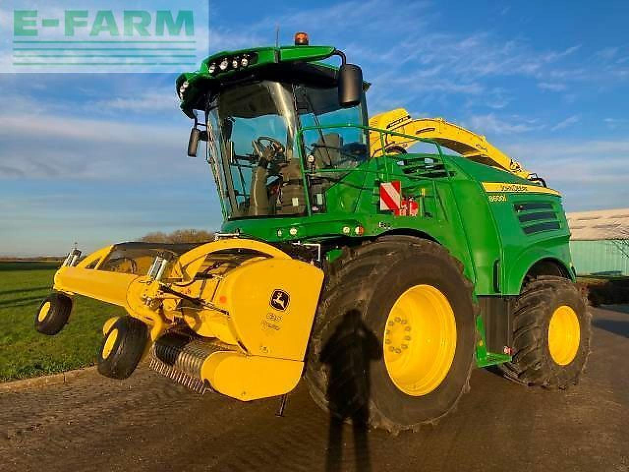 John Deere 8600i - Kombajn za stočnu hranu: slika 2 John Deere 8600i - Kombajn za stočnu hranu: slika 2