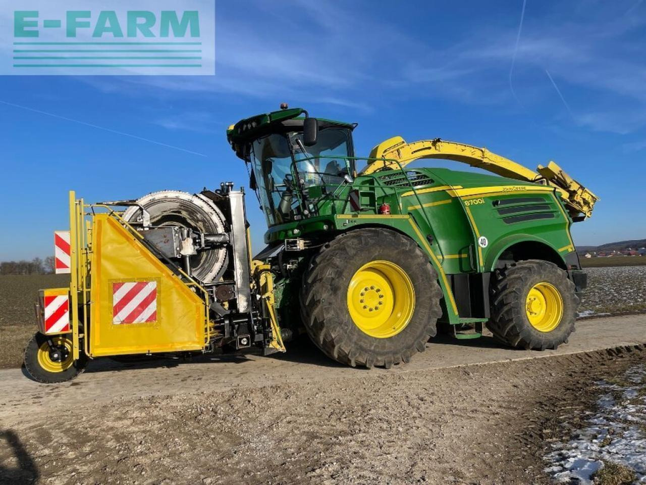John Deere 8700i - Kombajn za stočnu hranu: slika 3 John Deere 8700i - Kombajn za stočnu hranu: slika 3