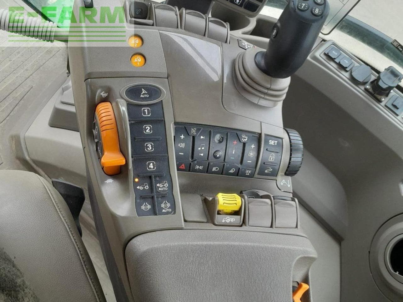 Traktor John Deere 8RX 410: slika 10 Traktor John Deere 8RX 410: slika 10