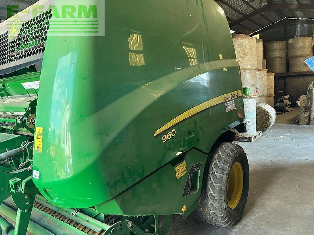John Deere 960 - Balirka za kockaste bale: slika 1 John Deere 960 - Balirka za kockaste bale: slika 1